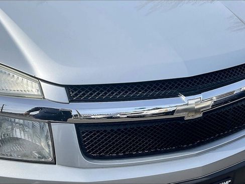 Used 2005 Chevrolet Equinox LS w/ Preferred Equipment Group image 31