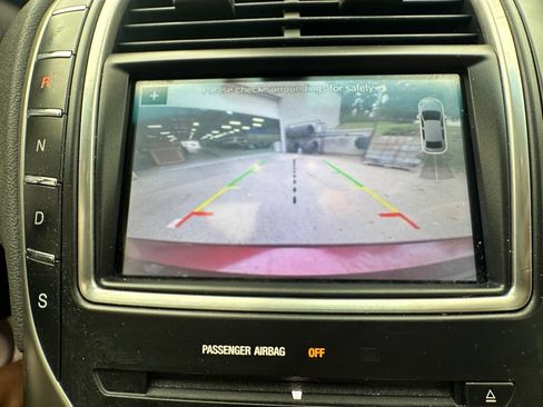 Used 2016 Lincoln MKX Select w/ Climate Package AWD/4WD image 19
