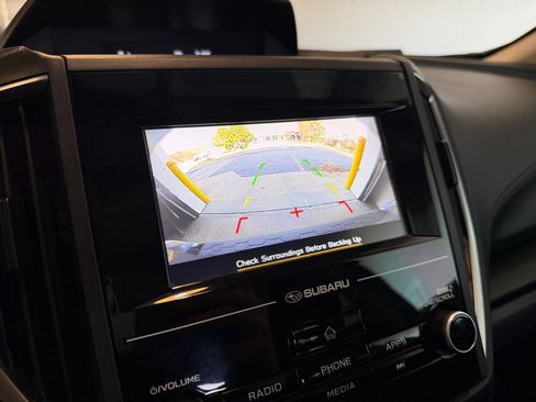 Used 2018 Subaru Crosstrek 2.0i Premium image 18