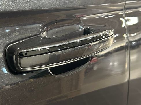 New 2027 Lincoln Navigator L Reserve AWD/4WD image 21