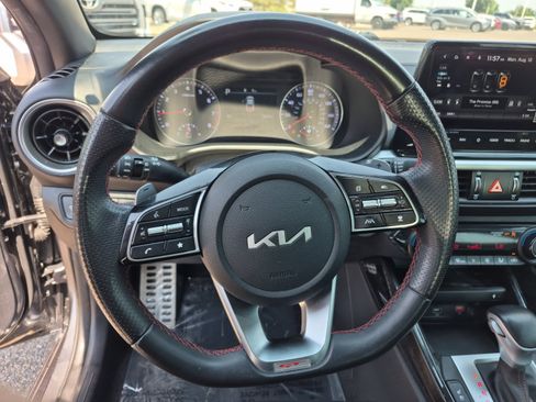 Used 2022 Kia Forte GT w/ GT2 Package FWD image 9