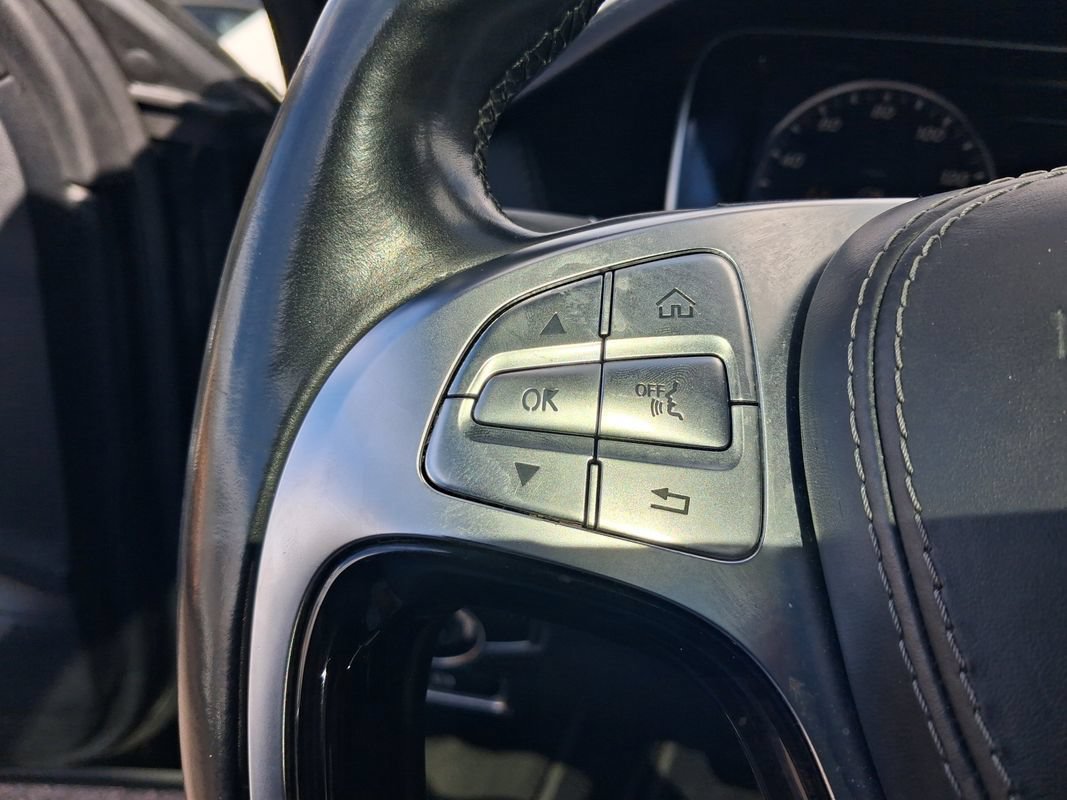 Used 2015 Mercedes-Benz S 550 Sedan image 24
