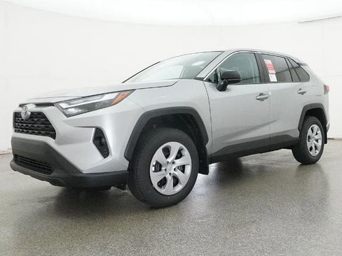 New 2025 Toyota RAV4 LE image 17