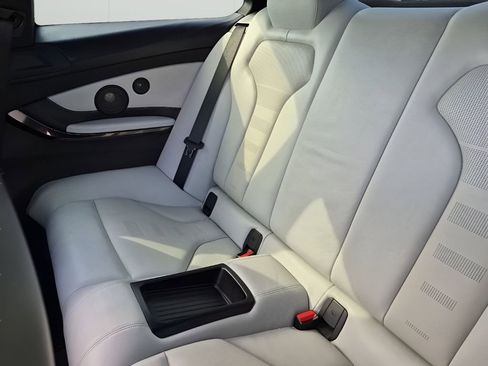 Used 2015 BMW M4 Coupe image 23