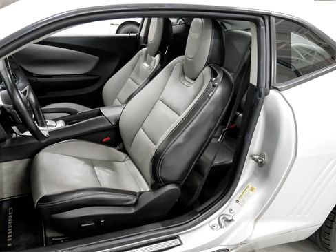 Used 2010 Chevrolet Camaro SS w/ RS Package image 27