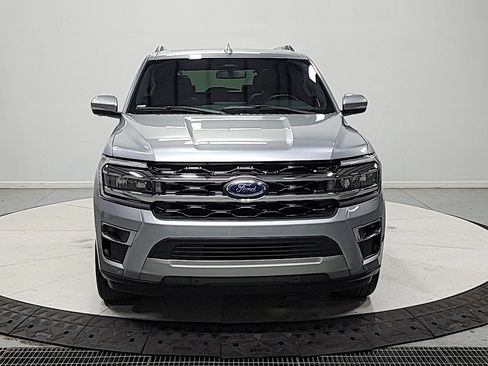 Used 2024 Ford Expedition Limited RWD image 3