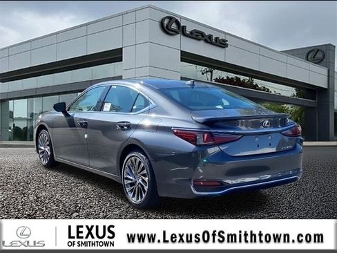 New 2025 Lexus ES 300h w/ Luxury Package image 6