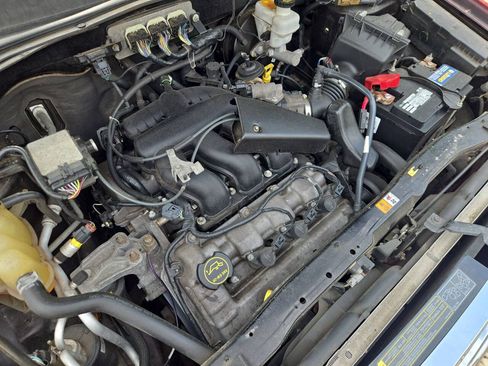 Used 2008 Ford Escape Limited AWD/4WD image 12