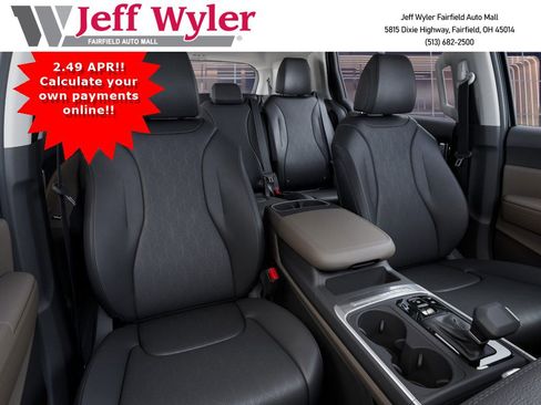 New 2026 Kia Carnival EX image 16