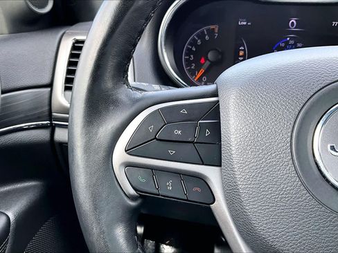 Used 2019 Jeep Grand Cherokee Limited AWD/4WD image 24