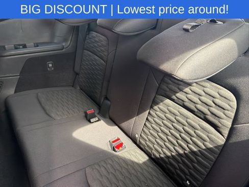 Used 2022 Nissan Pathfinder SV FWD image 15