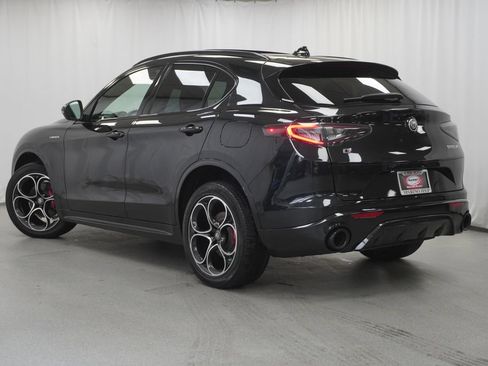 Used 2024 Alfa Romeo Stelvio Veloce AWD/4WD image 17