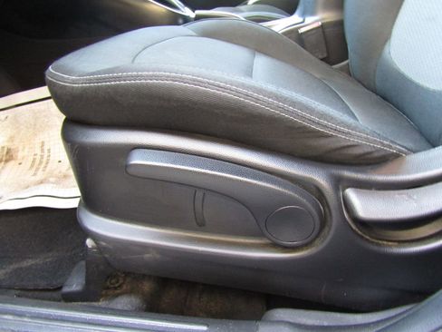 Used 2018 Kia Soul + image 16