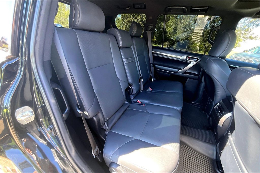 Used 2023 Lexus GX 460 Premium w/ Premium Package AWD/4WD image 27