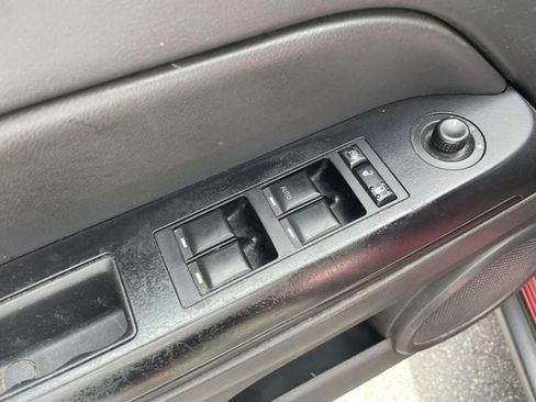 Used 2014 Jeep Patriot Latitude w/ All Weather Capability Group AWD/4WD image 21