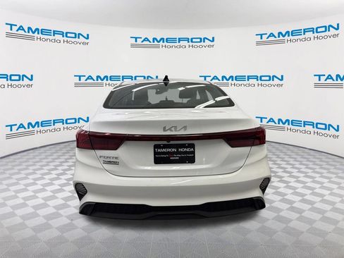 Used 2024 Kia Forte LXS FWD image 4
