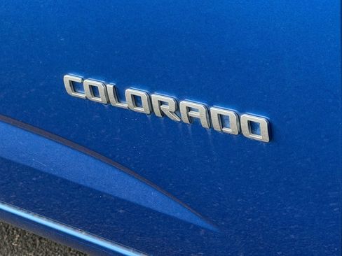 Used 2018 Chevrolet Colorado LT w/ LT Convenience Package RWD image 7