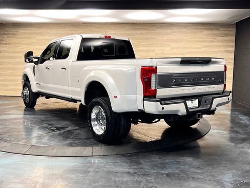 Used 2017 Ford F450 Platinum w/ Platinum Ultimate Package image 20