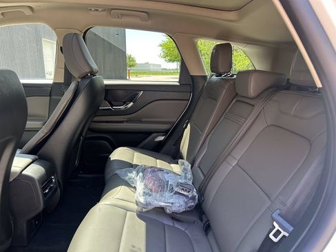 New 2025 Lincoln Corsair Grand Touring AWD/4WD image 12