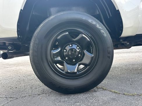 Used 2023 Toyota Tacoma SR RWD image 17