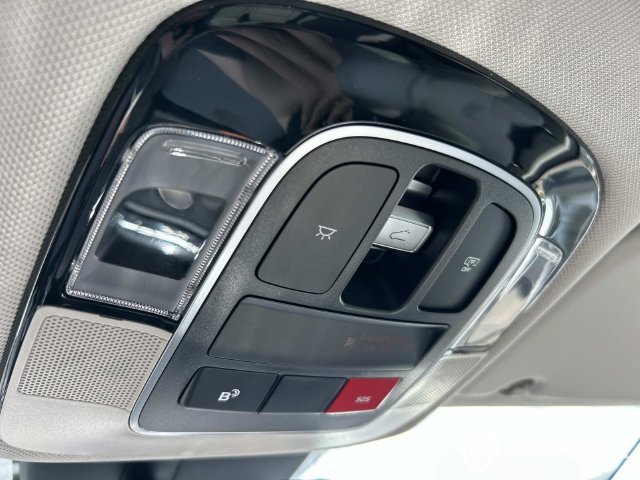 New 2026 Hyundai Tucson Limited FWD image 35
