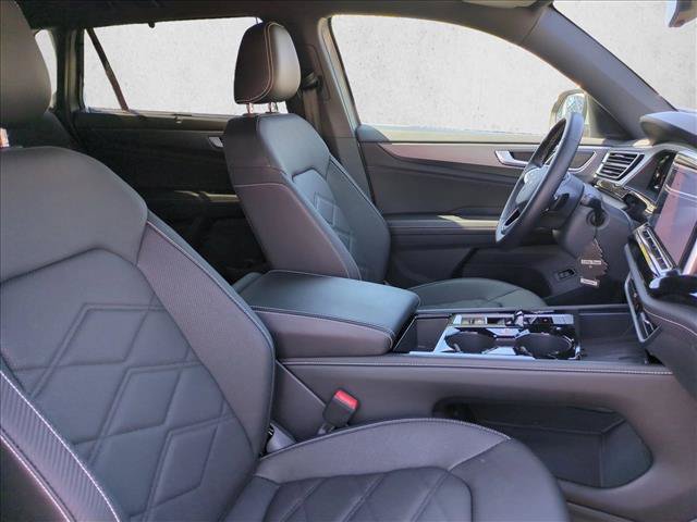 Used 2026 Volkswagen Atlas Cross Sport SE FWD image 19