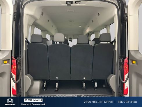 Used 2024 Ford Transit 350 XLT image 32