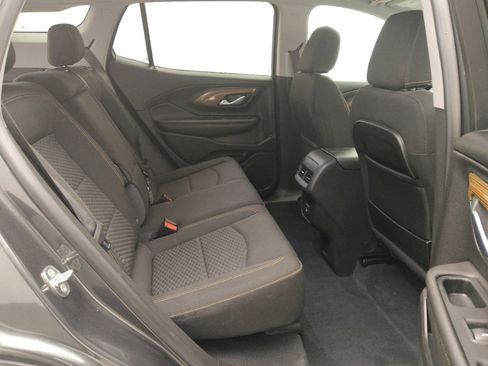 Used 2021 GMC Terrain SLE w/ Driver Convenience Package image 19