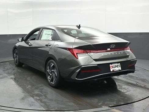 New 2026 Hyundai Elantra Limited w/ Cargo Package FWD image 11