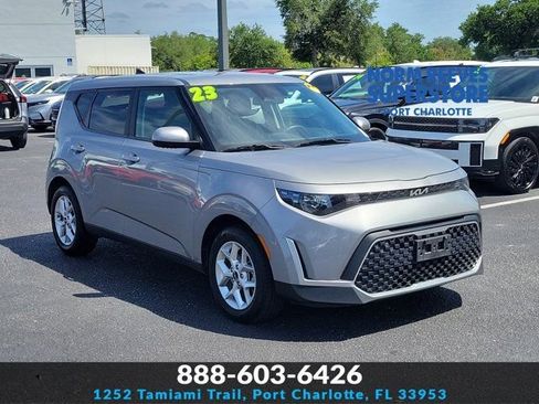 Used 2023 Kia Soul LX w/ Option Group 015 image 1