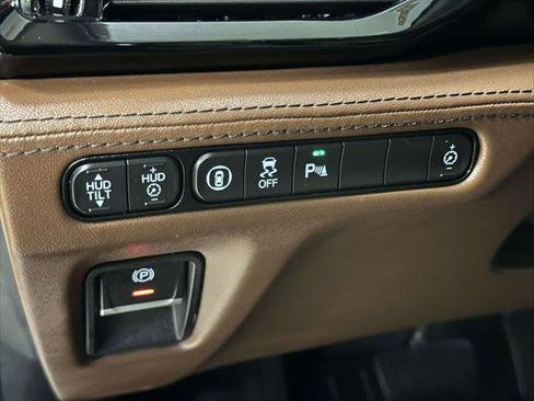 Used 2022 Acura MDX Advance Package image 21