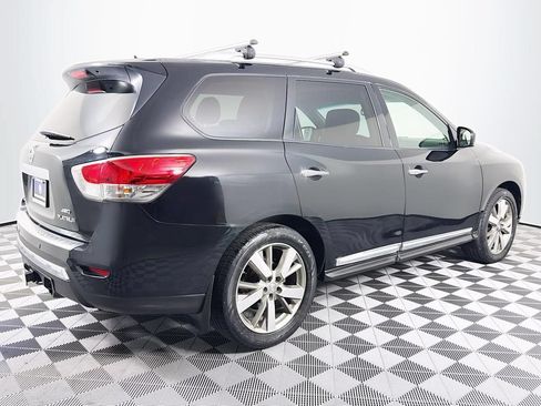 Used 2015 Nissan Pathfinder Platinum w/ Family Entertainment Package AWD/4WD image 25