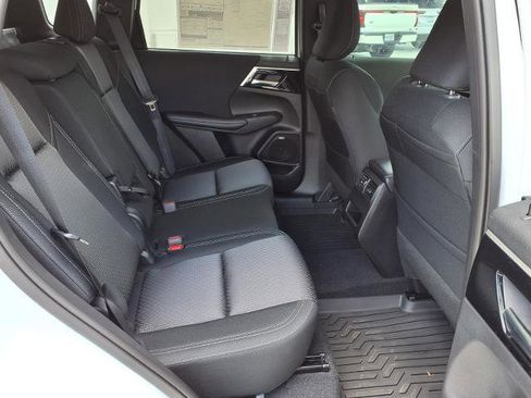 New 2026 Mitsubishi Outlander ES FWD image 10