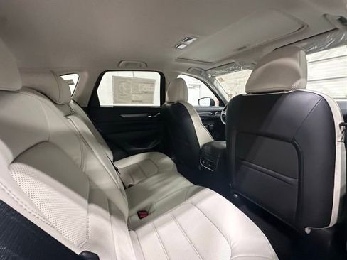 New 2025 MAZDA CX-5 AWD 2.5 S w/ Preferred Package image 16
