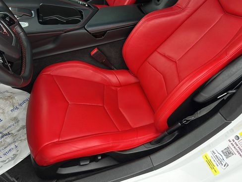 Used 2023 Chevrolet Corvette Stingray Coupe w/ Z51 Performance Package image 16