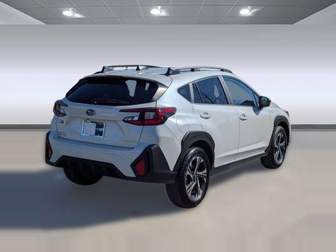 Used 2024 Subaru Crosstrek 2.0i Premium image 9