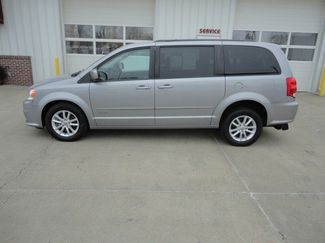 Used 2015 Dodge Grand Caravan SXT image 1