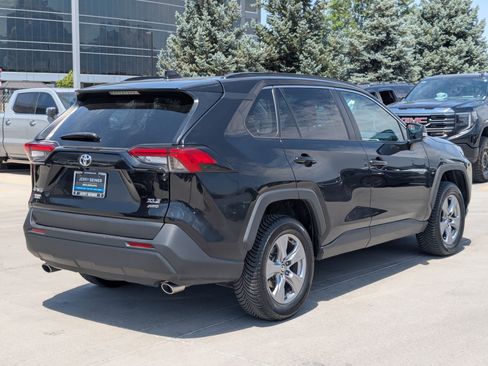 Used 2024 Toyota RAV4 XLE AWD/4WD image 5