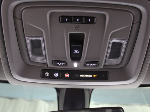 Used 2020 Chevrolet Silverado 1500 LT w/ All-Star Edition image 46