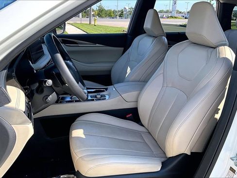 Certified 2023 INFINITI QX60 Luxe w/ Cargo Package AWD/4WD image 15
