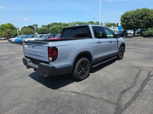 Used 2025 Honda Ridgeline Black Edition image 7