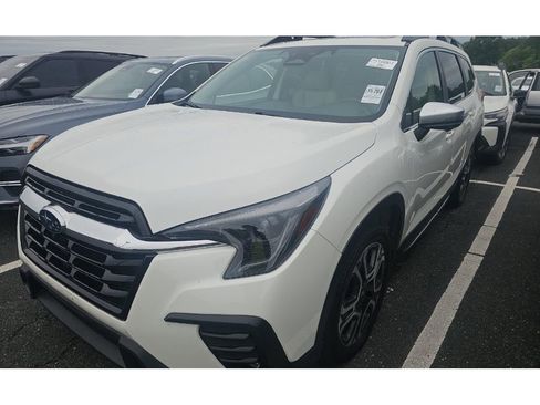 Used 2023 Subaru Ascent Limited w/ Technology Package AWD/4WD image 1