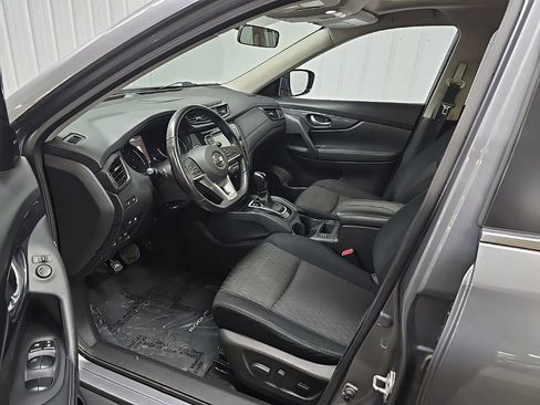 Used 2018 Nissan Rogue SV w/ Sun & Sound Touring Package image 30