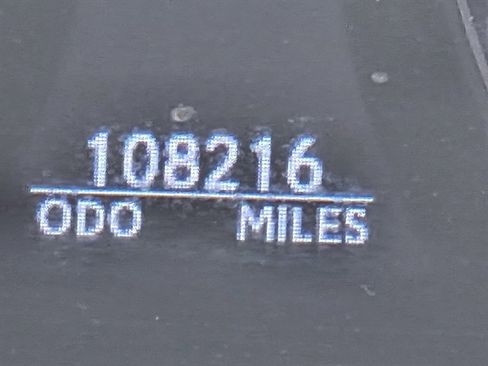 Used 2011 Lexus LS 460 AWD w/ Comfort Pkg image 12