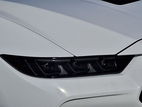 Certified 2025 Ford Mustang GT Premium image 9