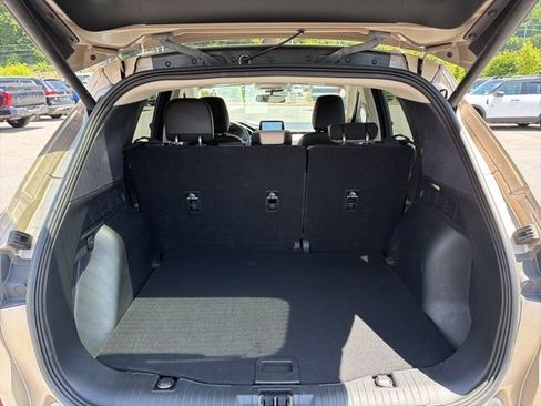 Used 2020 Ford Escape SEL FWD image 9