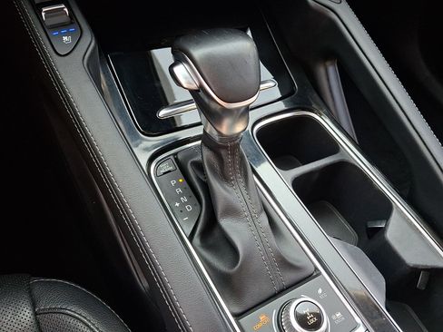 Used 2022 Kia Telluride EX w/ EX Premium Package AWD/4WD image 14