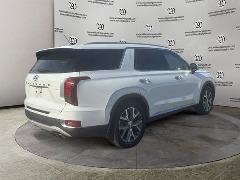 Used 2022 Hyundai Palisade SEL w/ Convenience Package AWD/4WD image 5