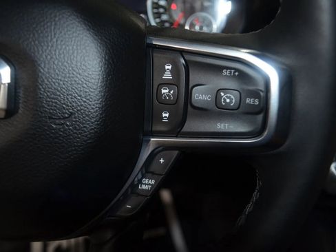 Used 2025 RAM 1500 Laramie image 33