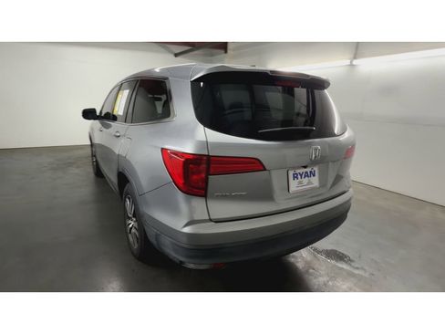 Used 2017 Honda Pilot EX-L image 7